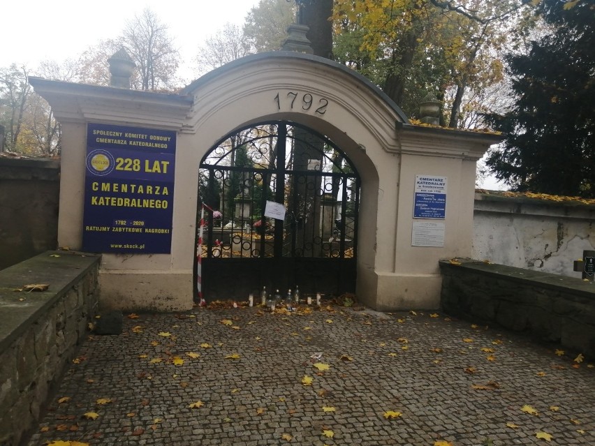 Społeczny Komitet Odnowy Cmentarza Katedralnego w...