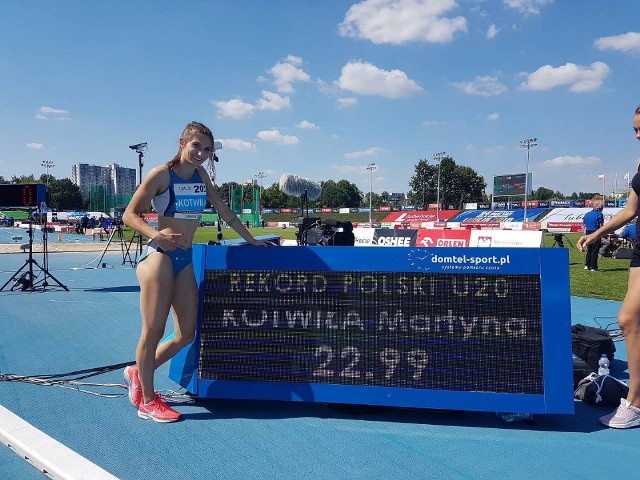 Martyna Kotwiła (RLTL ZTE Radom) zdobyła złoty medal mistrzostw Polski seniorów w biegu na 200 metrów.