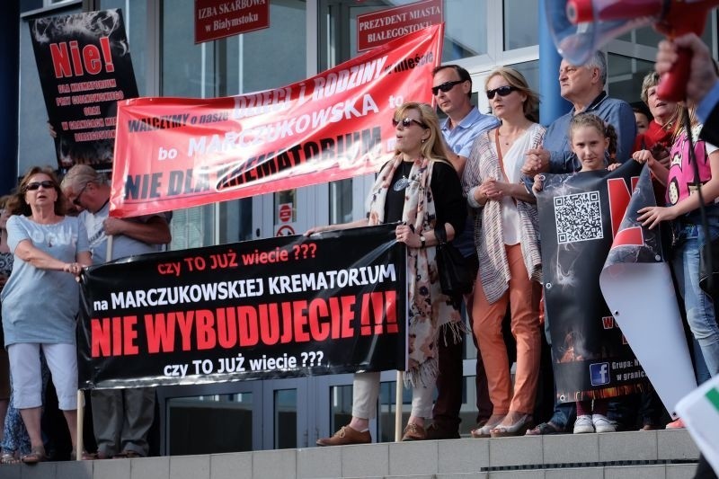 Protest przeciw krematoriom w Białymstoku