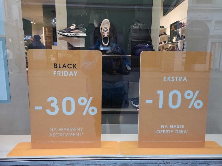 Black Friday 2020 w Krakowie: obniżki są, szału zakupów na...