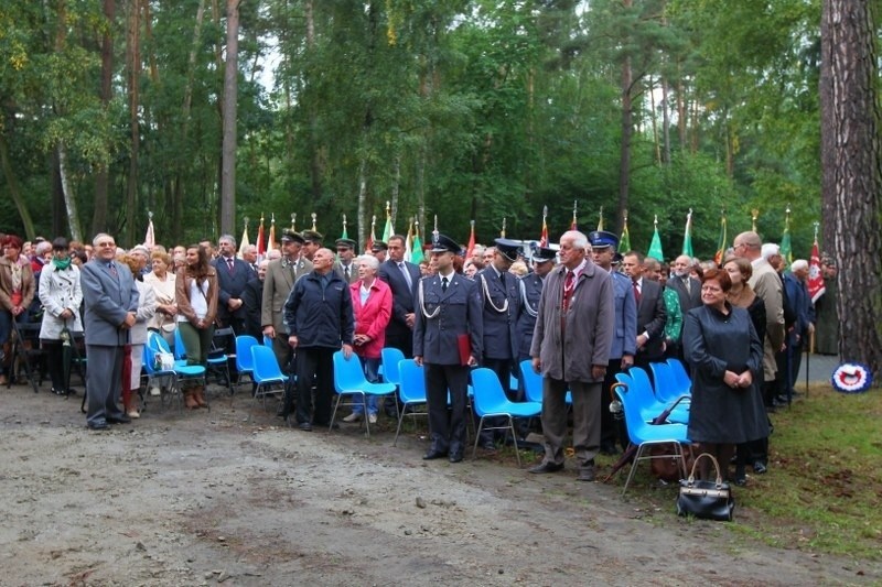 Pamięć bohaterów uczczono w lesie koło wsi Janowo