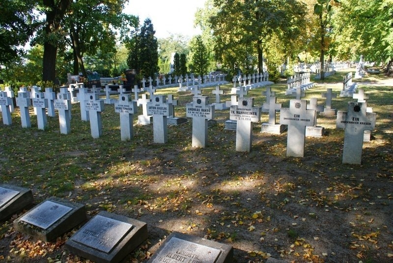 Kalisz - cmentarz wojskowy z I wojny światowej