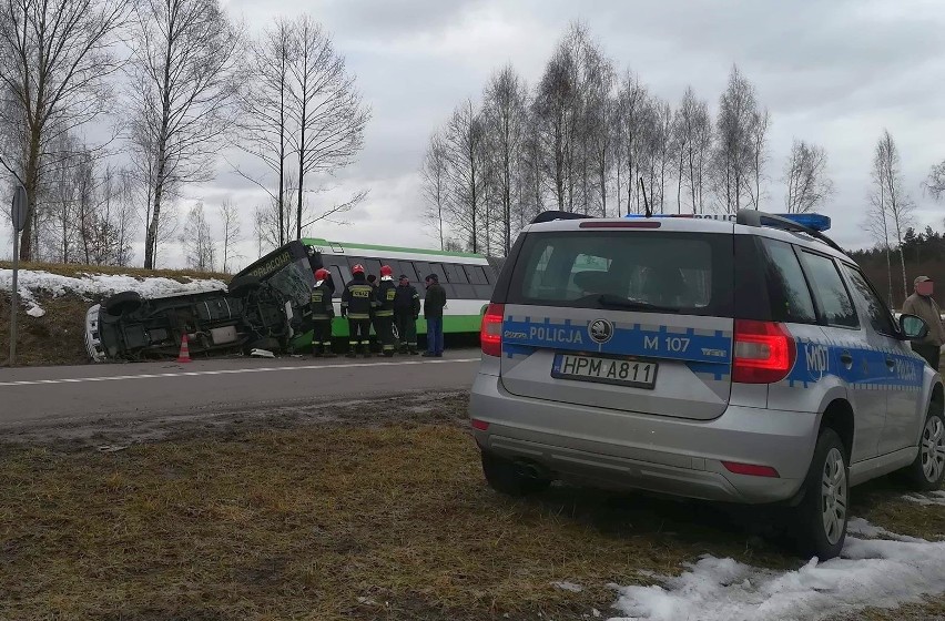 Wypadek autobusu linii nr 103 Białostockiej Komunikacji...