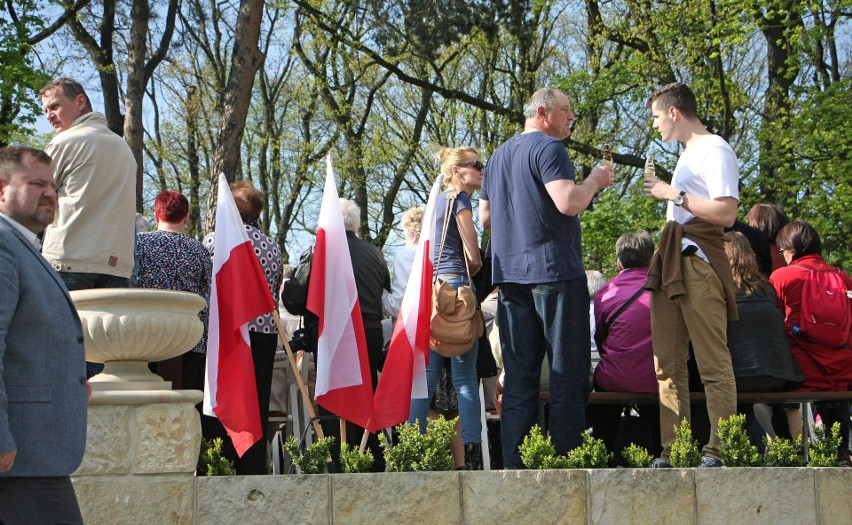 Dziś, 2 maja przypada Dzień Flagi Rzeczypospolitej Polskiej....