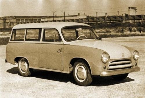 Fot. archiwum FSO: Prototyp 3-drzwiowej Syreny Kombi (1961...