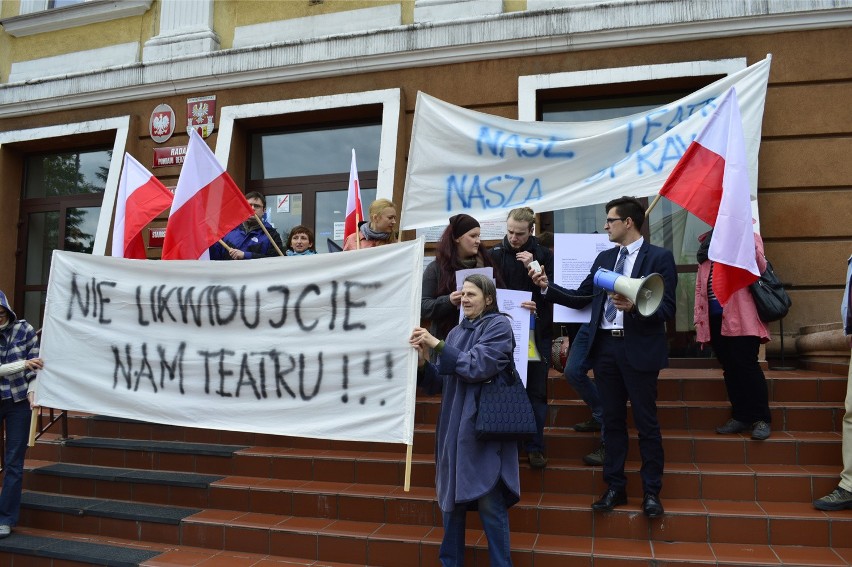 Protest przeciwko likwidacji Teatru Dzieci Zagłębia