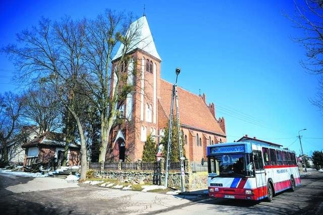 Parafii św. Bartłomieja w Mszanie państwo oddało właśnie 95,5 ha Fot.: Jacek Smarz