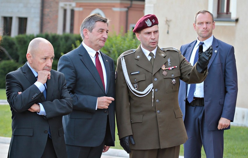 W katedrze wawelskiej odbyła się Msza Święta z okazji 70. urodzin śp. Lecha Kaczyńskiego