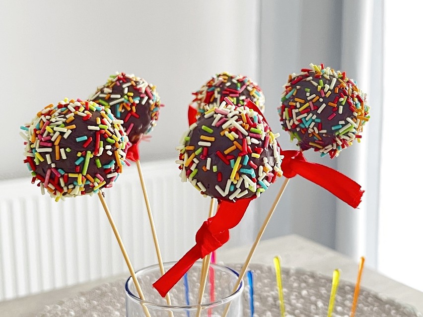 Cake pops gotowe. Smacznego!