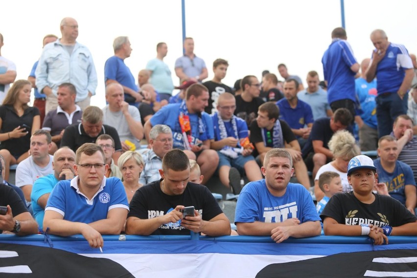 Kibice Niebieskich dopingowali obie drużyny Ruchu