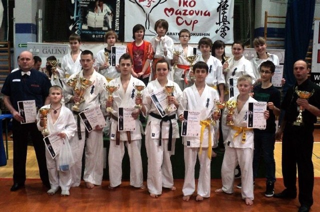 Reprezentacja OKKK podczas turnieju w Józefowie