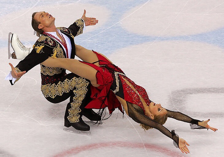 Tatjana Nawka i Roman Kostomarow wytańczyli na lodzie...