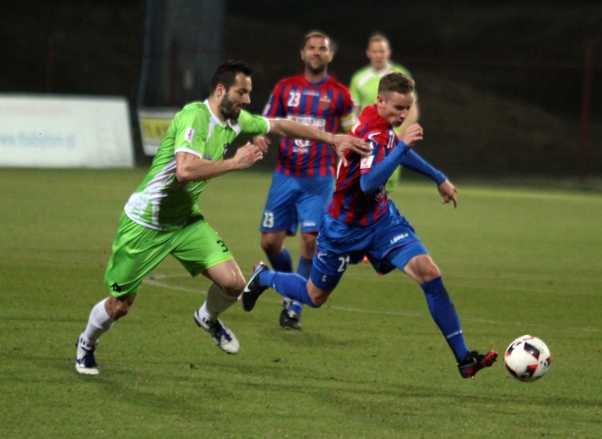 Polonia Bytom pokonała ROW 1964 Rybnik 2:0 (2:0)