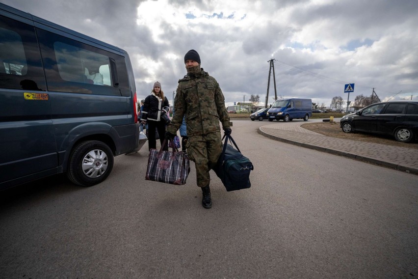 Kolejna fala uchodźców przybywa na Podkarpacie. Irina: Nie wiem dokąd mnie rzuci los [ZDJĘCIA]
