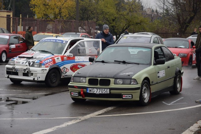 W poniedziałek na torze radomskiego Automobilklubu rywalizowało ponad 50 osób.