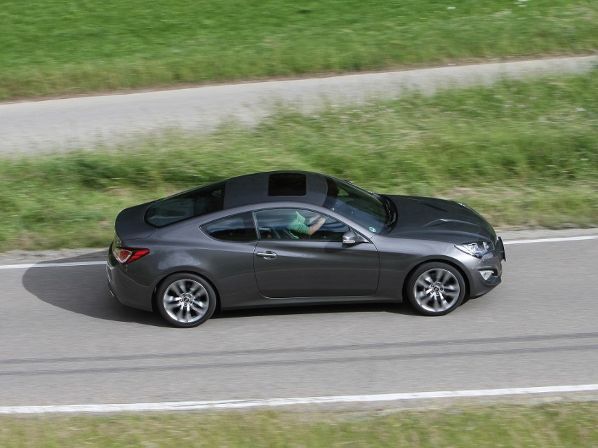 Hyundai Genesis Coupe...