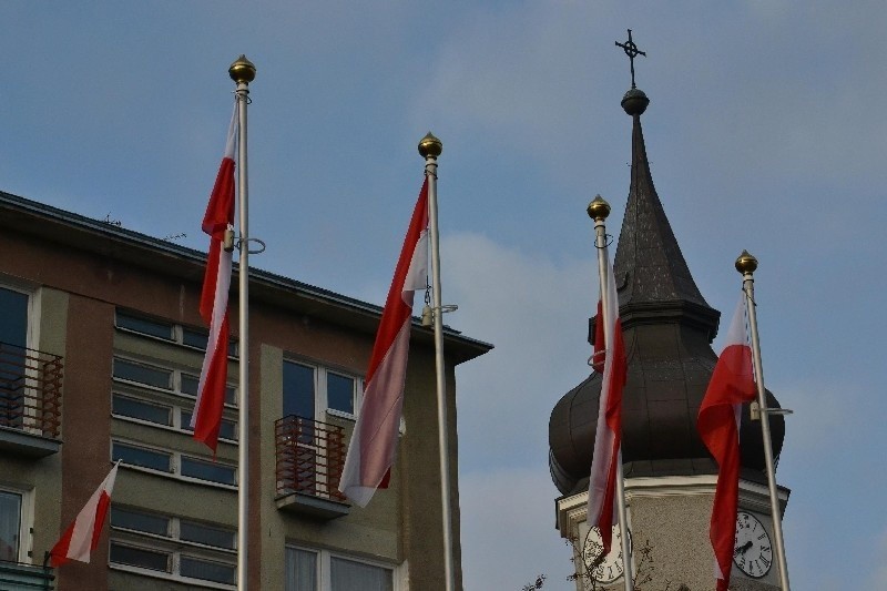 Jedna z flag została powieszona odwrotnie