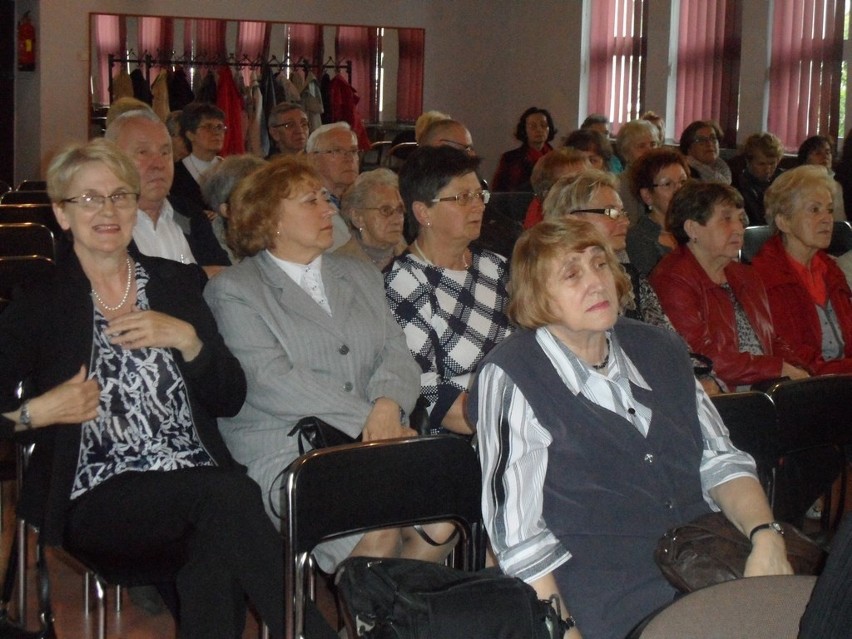 Seniorzy ze świętochłowickiego Uniwersytetu Trzeciego Wieku...