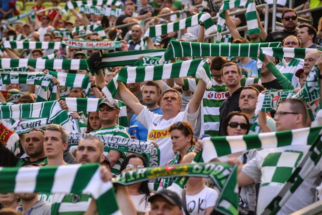Lechia Gdańsk potknęła się na własnym stadionie. Podopieczni Piotra Nowaka zagrali poniżej oczekiwań i nie byli w stanie pokonać Korony Kielce. Zobacz fotorelację ze spotkania, które na żywo obejrzało 15 349 widzów.