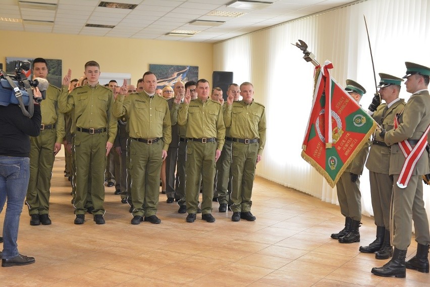 Na apelu obecni byli Jarosław Zieliński, Sekretarza Stanu w...