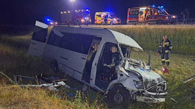 Wypadek miał miejsce na 124 kilometrze autostrady A1 w kierunku Łodzi.