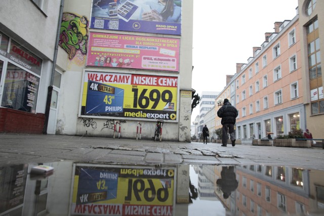 W ślad za ustawą krajobrazową mogą iść rozwiązania lokalne. Dlatego miejscy urzędnicy pracują nad uchwałą, która ma ukrócić żywiołowe stawianie reklam.