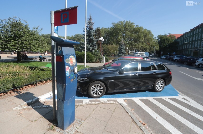 Strefa Płatnego Parkowania w Szczecinie. Nie wszystko podoba się radnym w nowej polityce parkingowej miasta