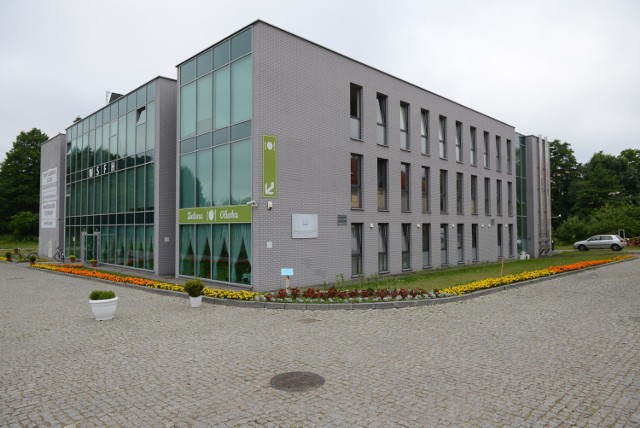 Budynek Wyższej Szkoły Filologii Hebrajskiej w Toruniu nie będzie świecił pustkami. Działać tam będzie m.in. szkoła średnia