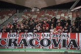 Legia - Cracovia. Święta świętami, ale kibice Cracovii byli na meczu w Warszawie. Dużo, mało? [ZOBACZ ZDJĘCIA]
