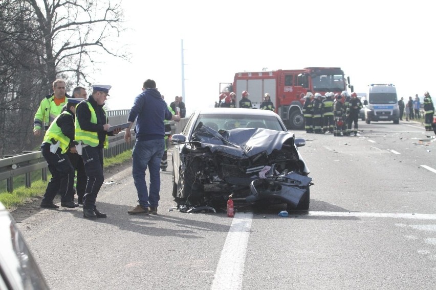 Wypadek na autostradzie A4 w rejonie punktu poboru opłat pod...