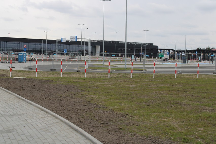 Najemcy wprowadzają się na lotnisko w Radomiu. Zagospodarowują miejsce przeznaczone na restauracje, kawiarnie i sklepy wolnocłowe