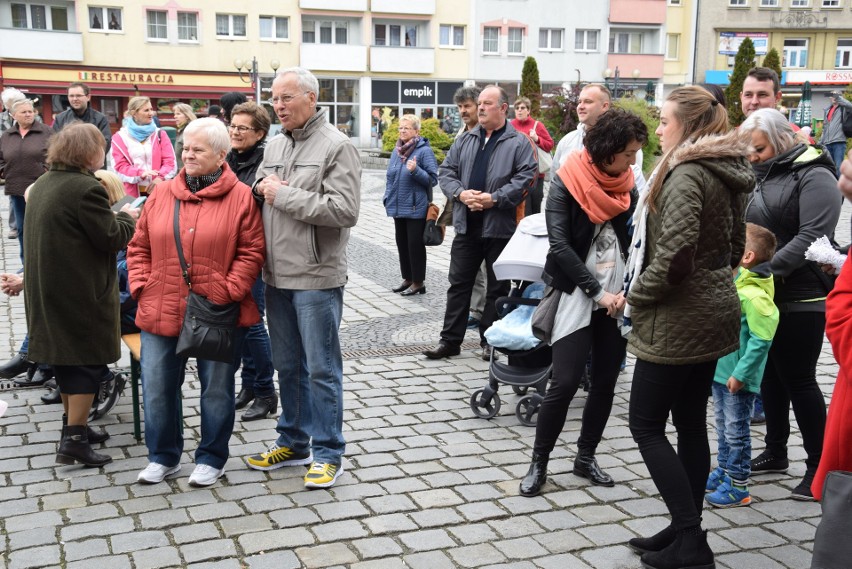 W Raciborzu poświęcono pokarmy i częstowano żurkiem