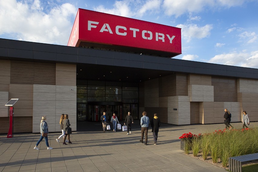 Na zakupy do Factory ruszyło 650 tysięcy osób.