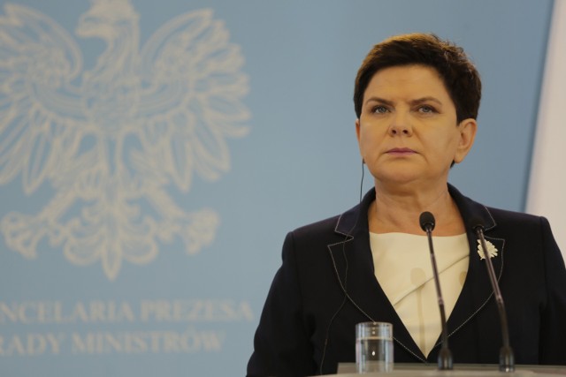 25.08.2017 warszawaspotkanie premier beaty szydlo z sekretarzem generalnym paktu polnocnoatlantyckiego nato batalionowa grupa bojowa mon obrona wojskonz beata szydlofot marek szawdyn/polskapress