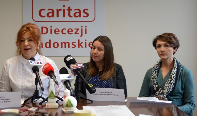 O psychoterapii dla par, rodzin i dzieci mówiły; od lewej: Dorota Kosman, Karolina Wieczorek i Aneta Pielas.