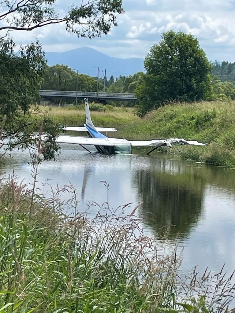 Wypadek lotniczy z udziałem samolotu Cessna 182. Maszyna...