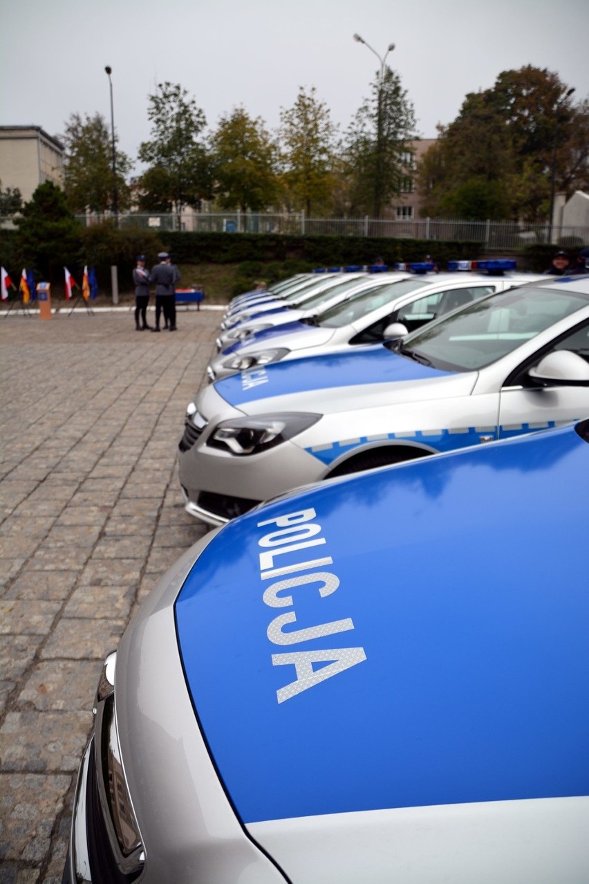 Nowi policjanci zasilili szeregi lubelskiej policji (ZDJĘCIA, WIDEO)