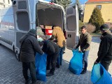 Starachowice ogarnięte gorączką pomagania Ukrainie. Ludzie dają kołdry, sprzęt AGD i... mieszkania