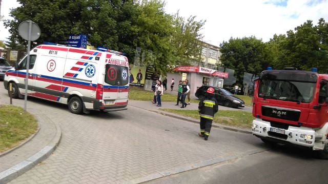 Strażacy interweniowali w Barze Okrąglak przy Kolejowej w Białymstoku. Wezwano pogotowie