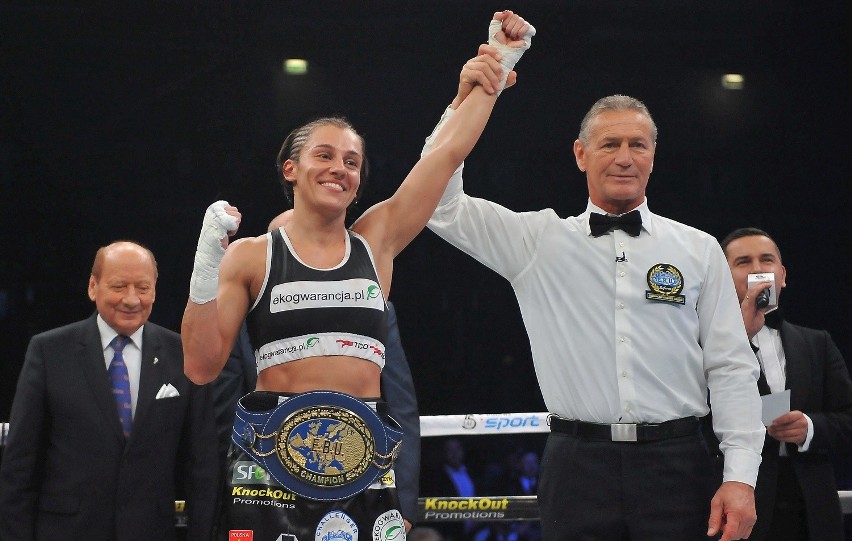 Rzeszów Boxing Night - 27 listopada 2015 r. Ewa Piątkowska...