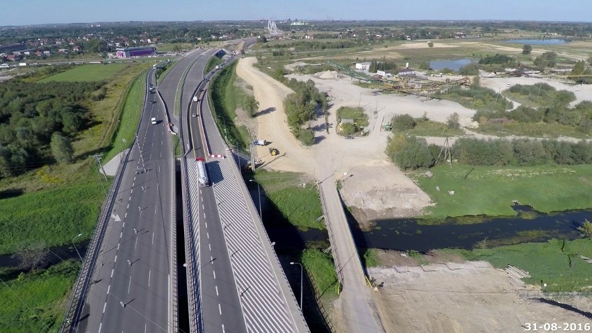 Budowa S7. Efektowny most na Wiśle w Krakowie