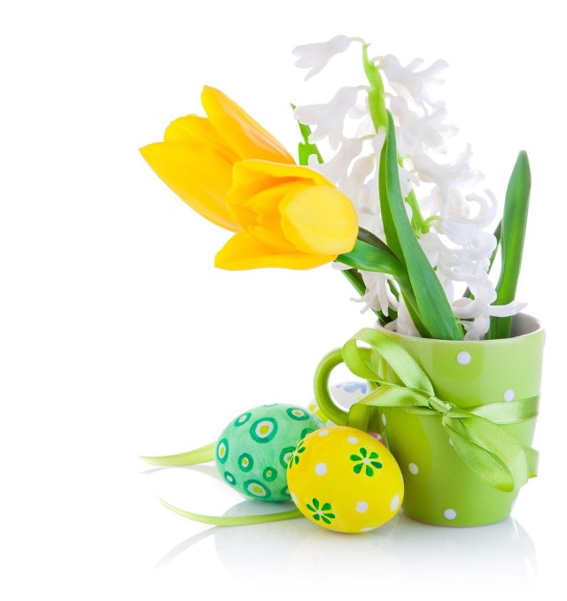 Wiosenne kwiaty to idealna ozdoba wielkanocnaWielkanocne dekoracje wnętrz. Jakie rośliny i jak wykorzystać
