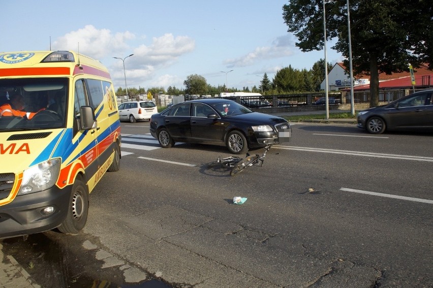 Wypadek na ulicy Szczecińskiej. Potrącony mężczyzna zmarł w...