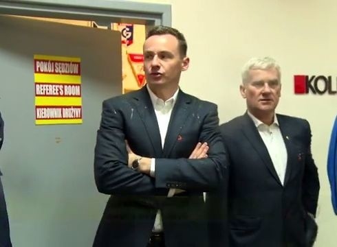 Sędzia Paweł Raczkowski i Michał Listkiewicz, który miał być obserwatorem meczu.