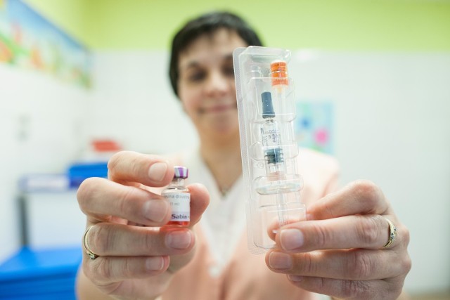 Sanepid wydał już wszystkie szczepionki przeciw błonicy, krztuścowi i tężcowi przychodniom na Opolszczyźnie. ZOZ „Centrum” w Opolu, jako jedna z nielicznych placówek, jeszcze je ma.