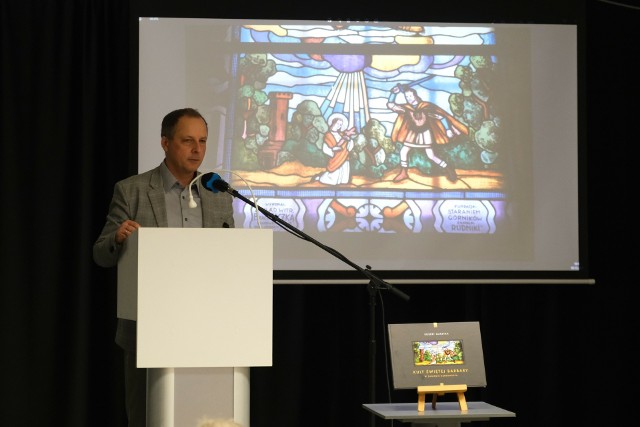 Dr Robert Garstka w swojej publikacji przybliża kult św. Barbary w Zagłębiu DąbrowskimZobacz kolejne zdjęcia/plansze. Przesuwaj zdjęcia w prawo naciśnij strzałkę lub przycisk NASTĘPNE