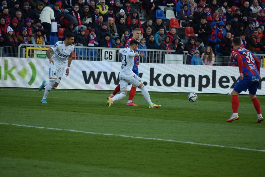 Raków zremisował ze Śląskiem 1:1, choć okazji do...