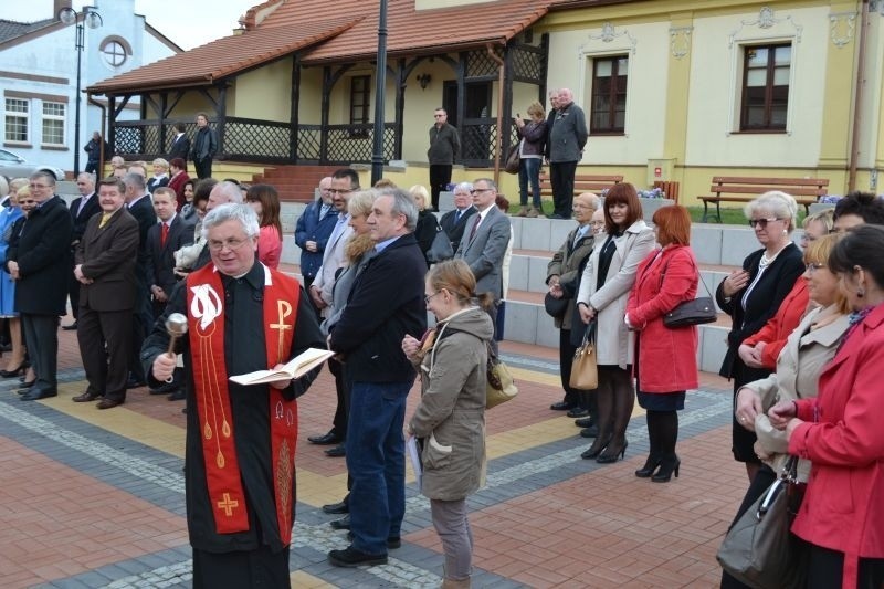 Modernizacja Roku 2013: Plac Farski w Lędzinach [ZDJĘCIA]