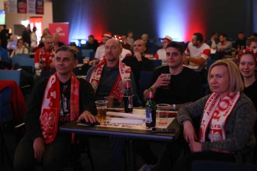 Fani reprezentacji Polski dopingowali Biało-Czerwonych w...