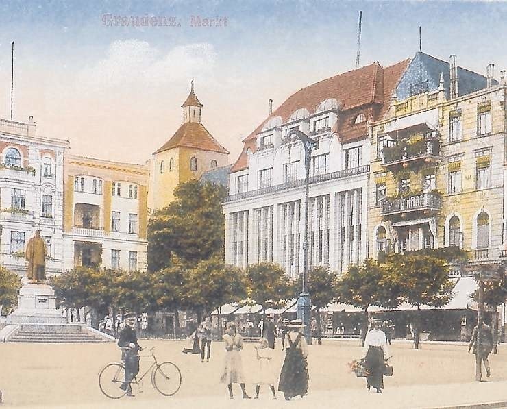 Na pocztówce z 1914 roku doskonale widać, że Dom Towarowy...